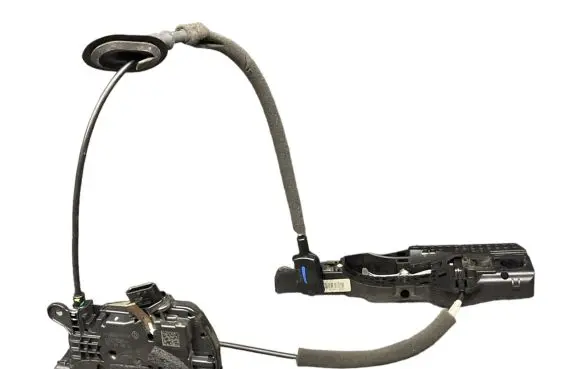 Renault Captur Front door lock 805007607R 40727225