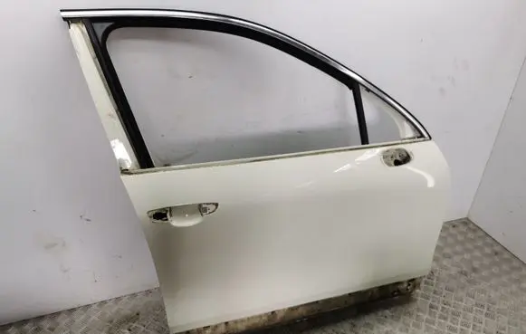 Porsche Cayenne (92A) Front door