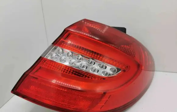 Mercedes-Benz B W246 W242 Rear/tail lights A2468200664 607502 R4018511