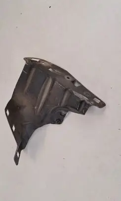 Citroen C3 Fender mounting bracket S371