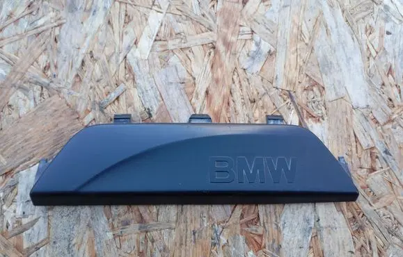 BMW 1 E81 E87 Side skirt front trim 7117635