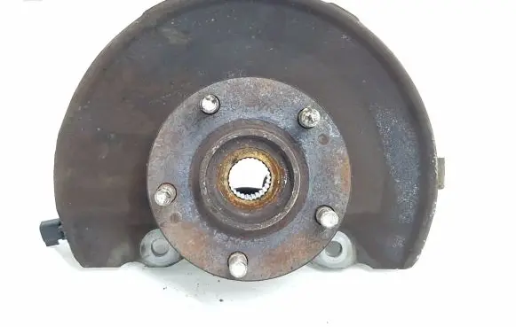 Citroen C-Crosser Front wheel hub