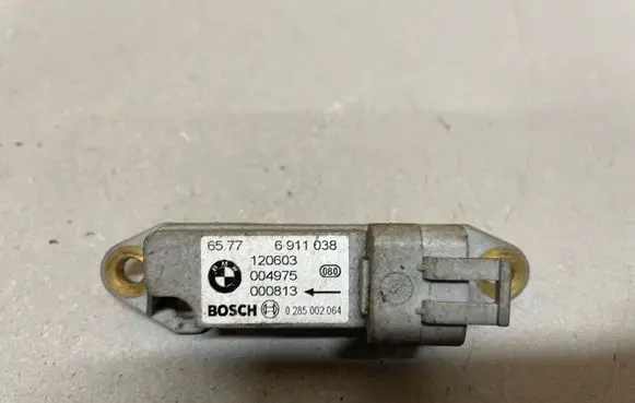 BMW X5 E53 Airbag deployment crash/impact sensor 6911038