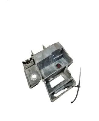 Volkswagen Golf VI Rear bumper mounting bracket 5K6807394A