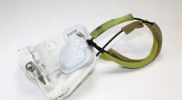 Mazda 3 II Rear door lock