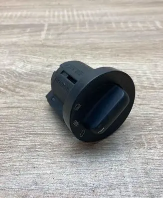 BMW 5 E39 Light switch 8363683