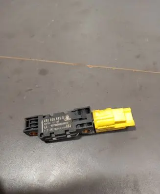 Audi A8 S8 D3 4E Airbag deployment crash/impact sensor 4B0959643D 600383 031105