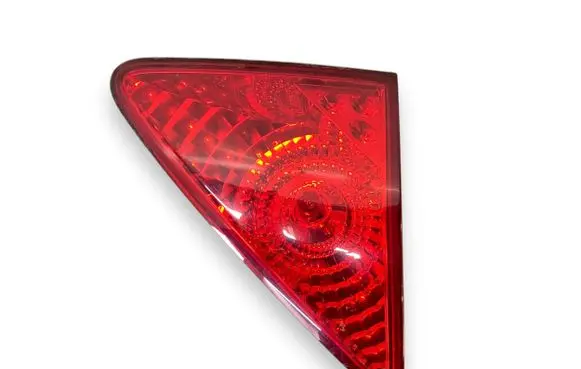 Peugeot 3008 I Tailgate rear/tail lights 26039012