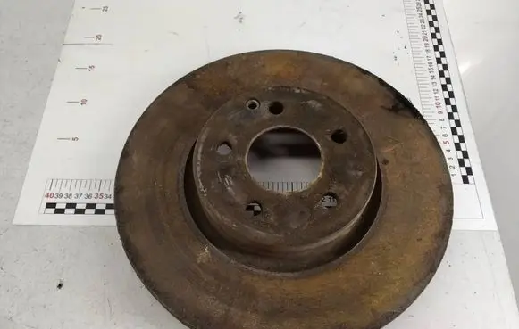 Mercedes-Benz E W212 Front brake disc