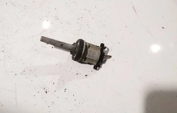 Volkswagen Golf IV Interior temperature sensor 1J0907543