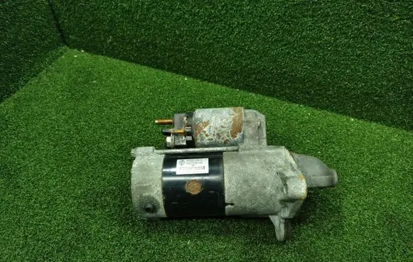 Renault Trafic III (X82) Starter motor 233001791R