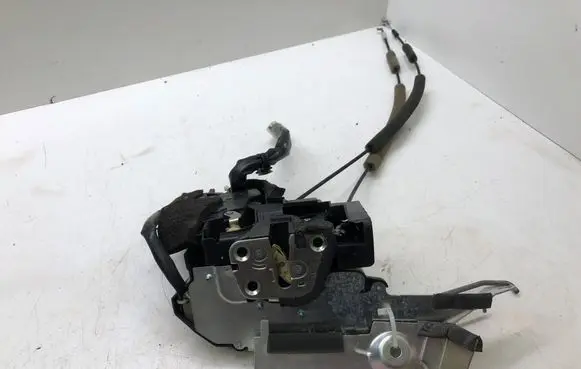 Mazda CX-7 Front door lock
