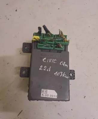 Honda Civic Fuse module