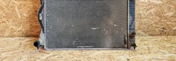 Audi A6 S6 C6 4F Coolant radiator 4F0121251R