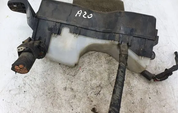 Toyota Corolla Verso E121 Fuse module NOCODE
