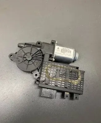 Citroen C4 Grand Picasso Front door window regulator motor 9654087780 400964C