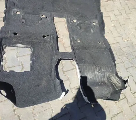 Renault Kangoo III Front floor carpet liner 749026047R