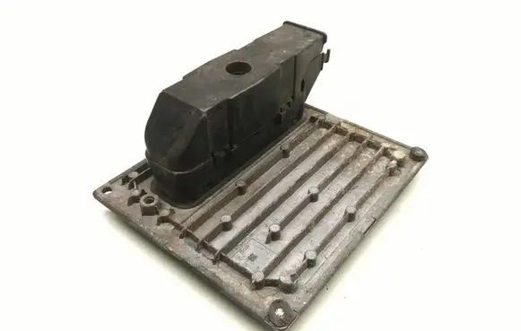 Ford Fiesta Engine control unit/module 6S61-12A650-JD 6CAD S120977314D