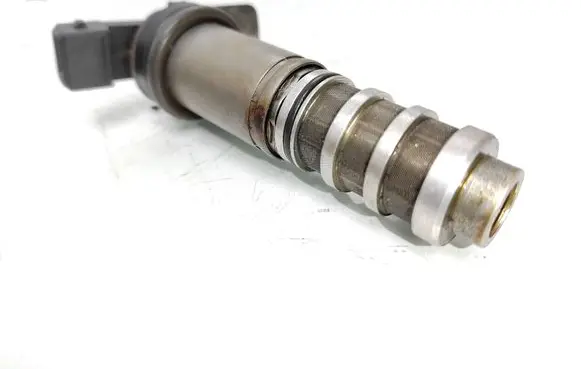 BMW X5 E70 Camshaft vanos timing valve 7585776 11367585776
