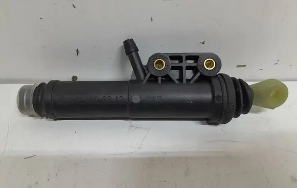 Volkswagen II LT Clutch master cylinder 0002903212