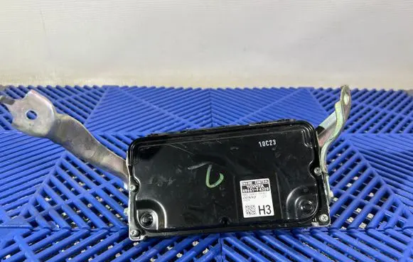 Toyota C-HR I Engine control unit/module 89661F4320 MB2768003960