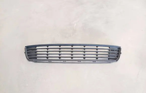 Volkswagen Touran II Front bumper lower grill 1T0853677C