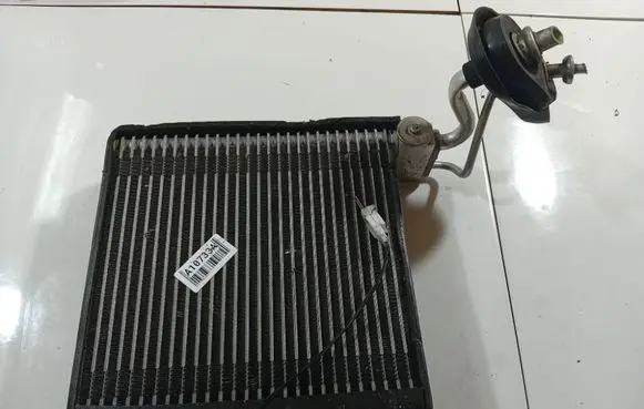 Nissan Murano Z50 A/C cooling radiator (condenser) 