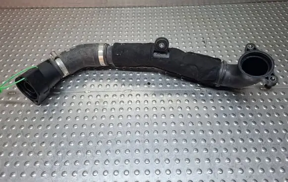 Audi A3 S3 8V Intercooler hose/pipe S26371764 04L145762AD 04L145828D