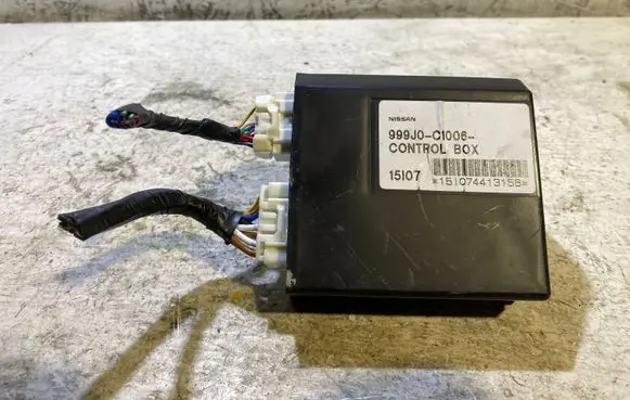 Nissan Murano Z51 Seat control module 999J0C1006 151074413156 15107