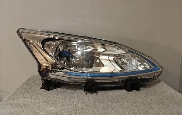 Nissan e-NV200 Headlight/headlamp 260104FA0A 1EE01133402 0113340200061019