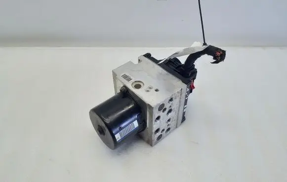 Volkswagen PASSAT B6 ABS Pump 3C0614095P
