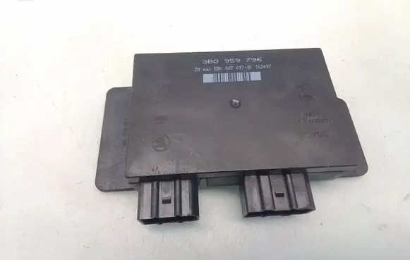Volkswagen PASSAT B5 Comfort/convenience module 3B0959796