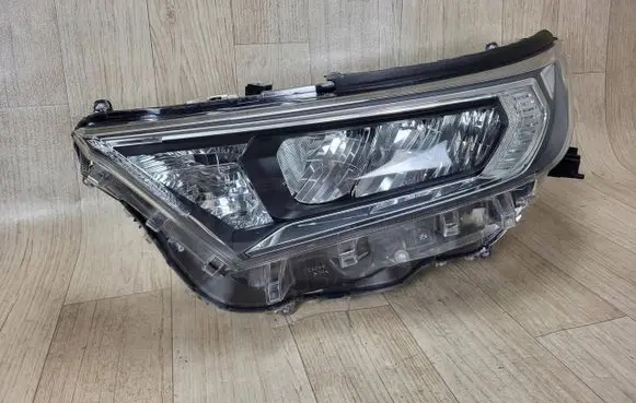 Toyota RAV 4 (XA50) Headlight/headlamp
