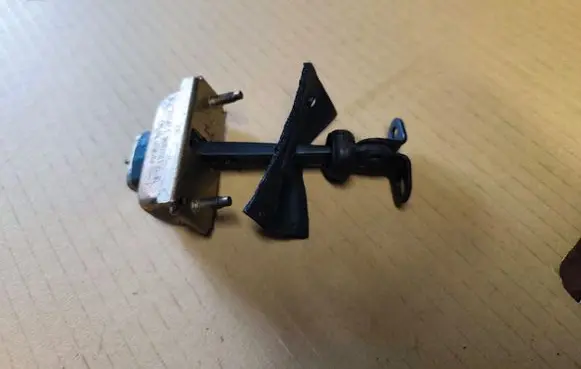 Jeep Grand Cherokee (WJ) Rear door check strap stopper 55135658AB