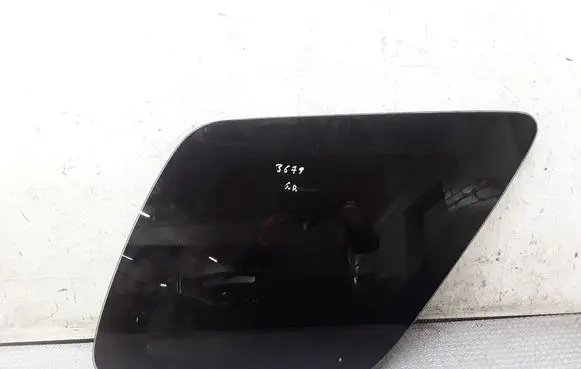 Ford Maverick Rear side window