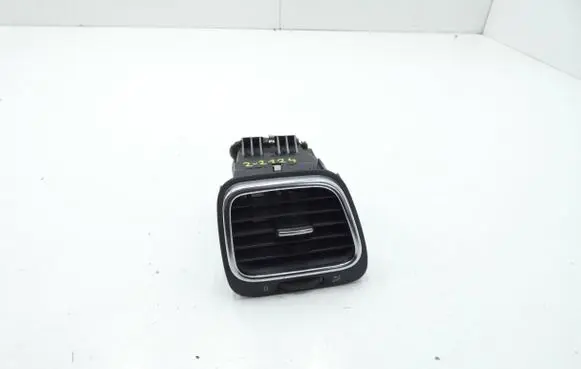 Volkswagen Eos Dashboard side air vent grill/cover trim 1Q0819704G 1Q0819710B