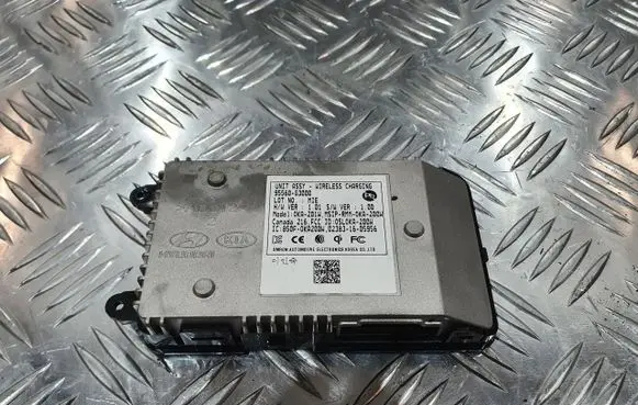 Hyundai i30 Wireless charging module 95560-G3000