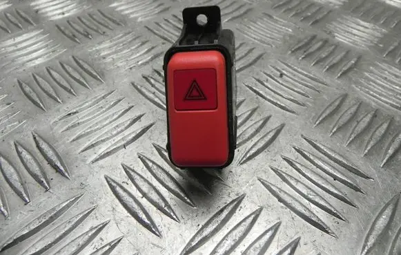 Honda CR-V Hazard light switch M11769 T5782