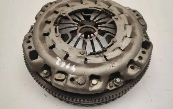 Mercedes-Benz A W176 Flywheel A0262501001