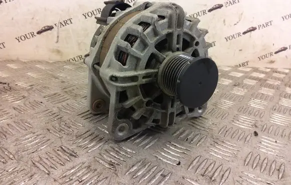 Nissan Micra K14 Generator/alternator 231001430R