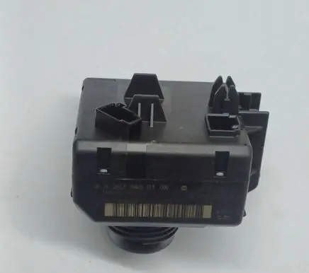 Mercedes-Benz C W204 Ignition lock A2075450108