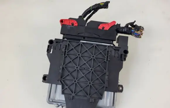 Volvo S60 Engine control unit/module 31336983
