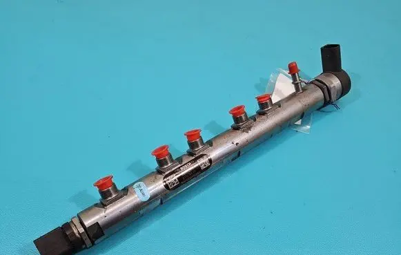 Toyota Avensis T270 Fuel main line pipe 0445214278 IMPRK1428345