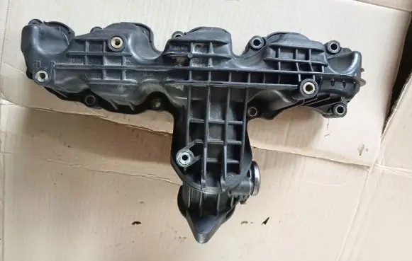 Volkswagen Caddy Intake manifold 03L129711AL