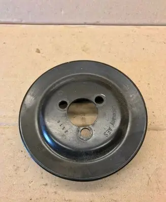 Volkswagen Polo V 6R Water pump pulley 03D121028B