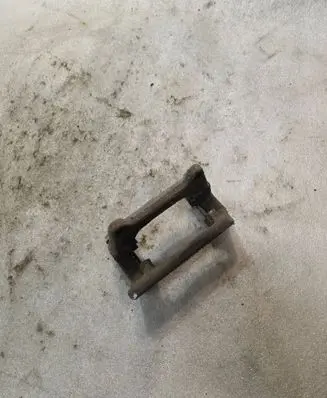 Volkswagen Phaeton Brake caliper pad carrier rear 