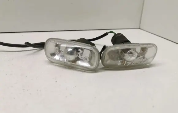 Audi A4 S4 B7 8E 8H Front fender indicator light 8E0949127