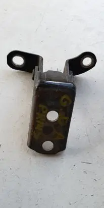 Toyota Prius (XW30) Rear door lower hinge