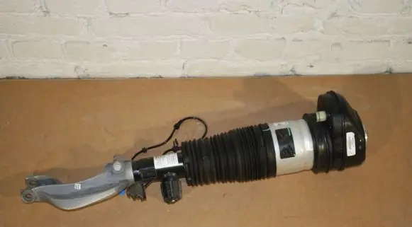 BMW X7 G07 Front shock absorber/damper 5A38AC2