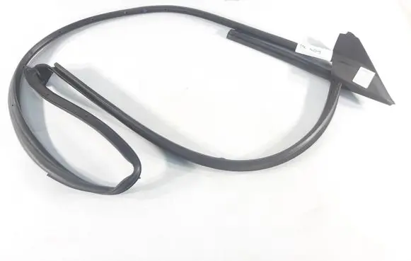 Audi Q5 SQ5 Front door rubber seal 4S0837912